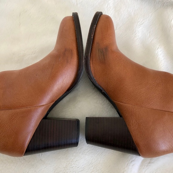 Boots - Picture 5 of 5